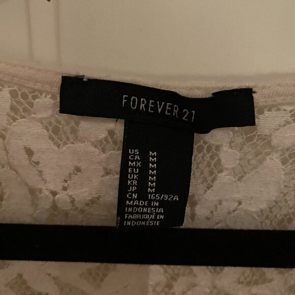 White Forever 21 Crop Top - Picture 3 of 3